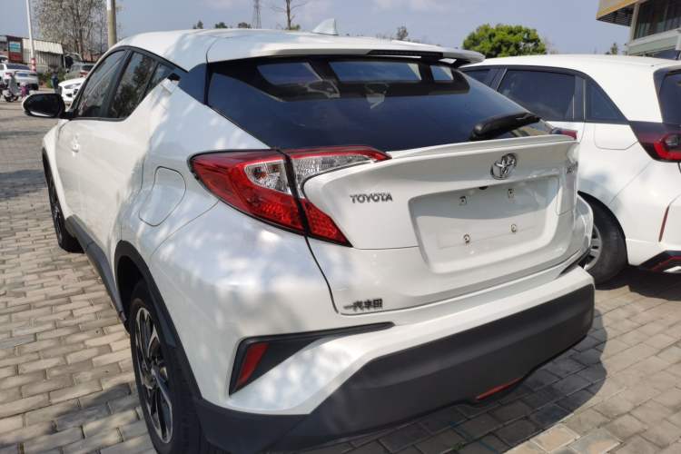 Used Toyota IZOA 2020 2.0L Enjoy Edition
