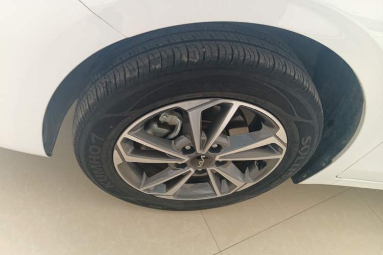 Used Kia K3 2023 1.5L CVT Comfort Edition
