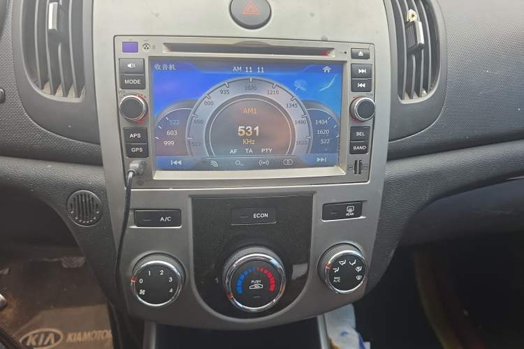 Used Kia Forte 2014 1.6L MT GL Audio And AC Panel