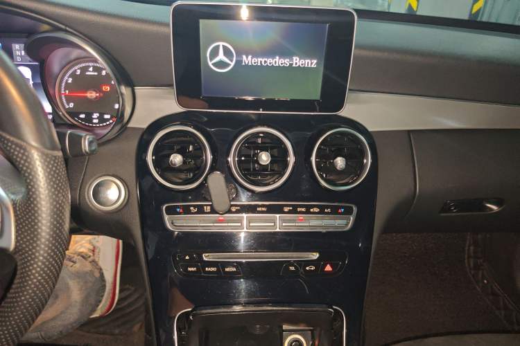 Used Mercedes-Benz C-Class 2017 Restyled C 200 Sport Edition