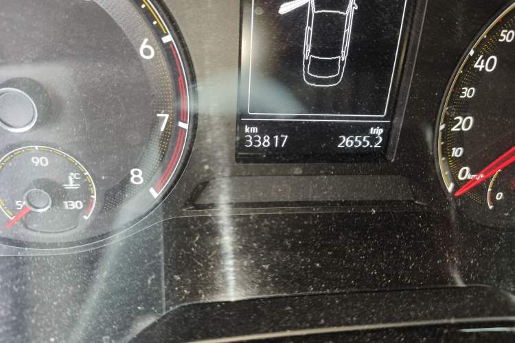 Used Volkswagen Bora 2019 1.5L Automatic Comfort Model Odometer Close Up