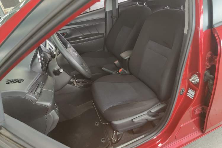 Used Toyota YARiS L Zhi Xuan 2016 Revised 1.5E CVT Charming Edition
