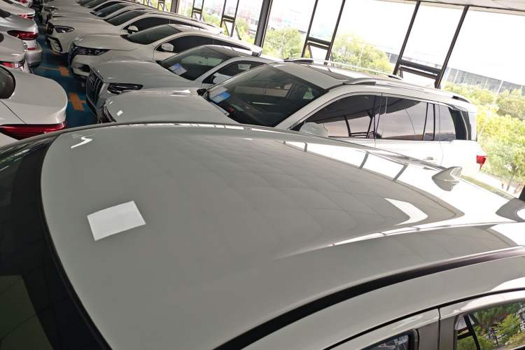 Used Honda Vezel 2020 220 TURBO CVT Elite Edition Roof