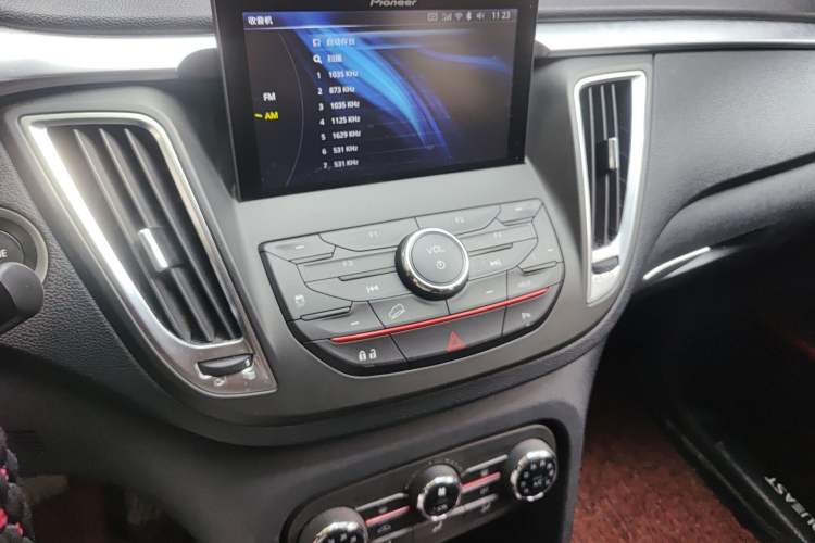 Used Soueast DX7 2017 1.5T Automatic Luxury Model