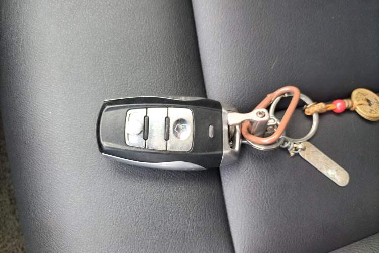 Used Haval H6 Coupe 2018 Red-Label 1.5T Automatic Two-Wheel Drive Ultra-Luxury Model Vehicle Key