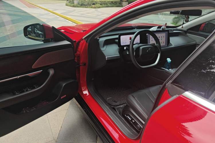 Used XPeng P7 2020 670N
