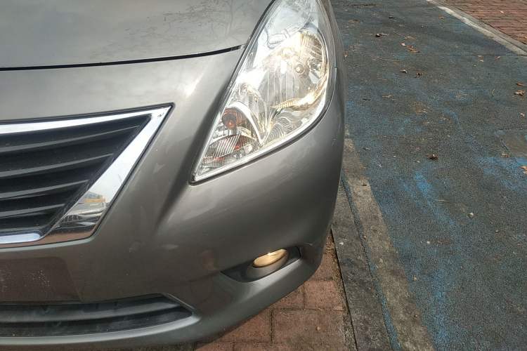 Used Nissan Sunny 2011 1.5XE CVT Comfort Edition Left Front Headlight