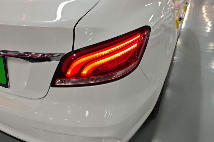 Used MG 6 2017 20T Automatic Luxury Smart Connect Version China V Standard Right Rear Taillight