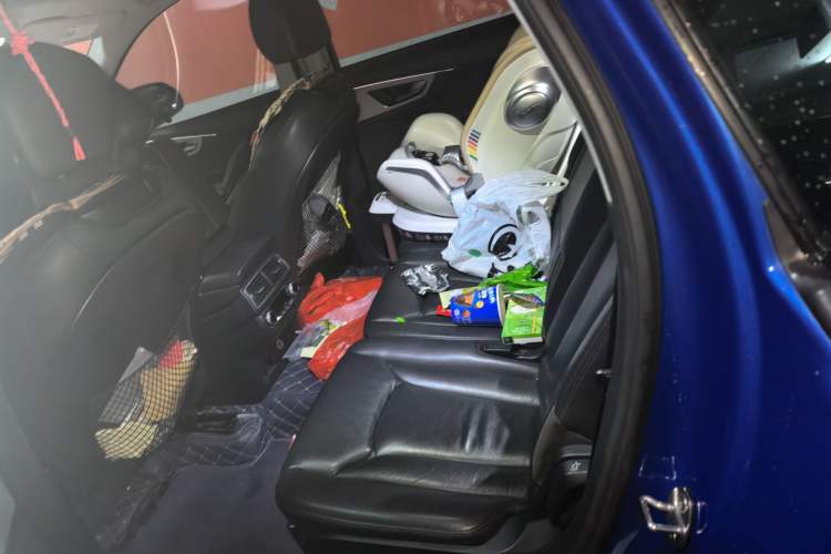 Used Audi Q7 2016 40 TFSI Comfort Model
