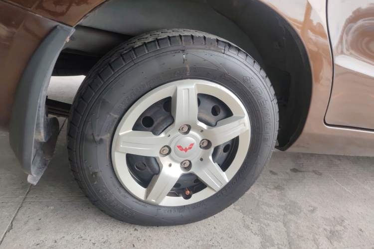 Used Wuling Hongguang 2015 1.2L S Base Model China V Standard
