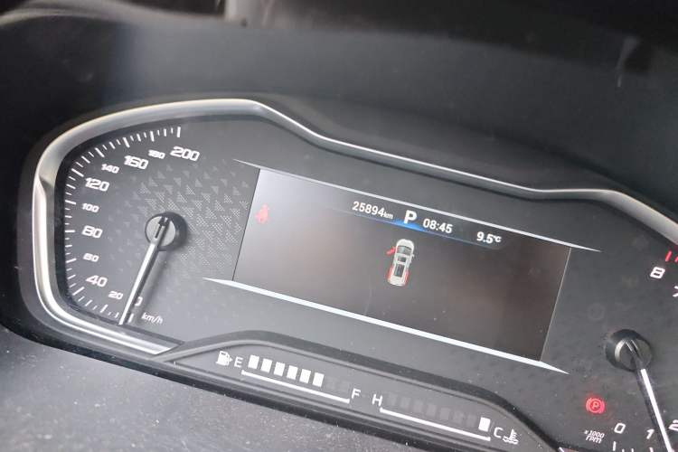 Used SAIC MAXUS G20 2019 First Edition 2.0T Automatic Luxury Version China V Standard
