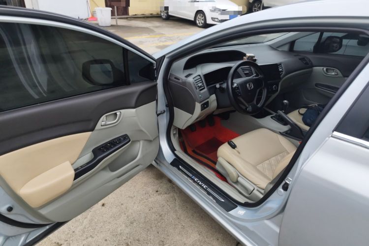 Used Honda Civic 2012 1.8L manual Comfort version