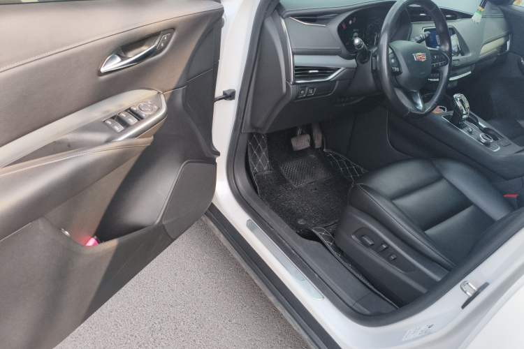 Used Cadillac XT4 2020 Revised Version 28T Two-Wheel Drive Leading Edition
