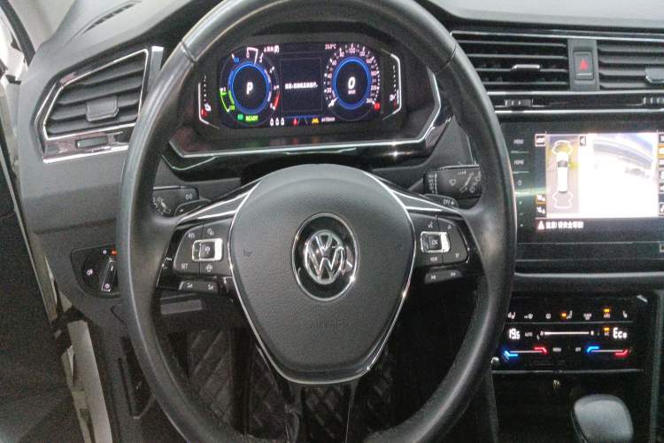 Used Volkswagen Tiguan L New Energy 2020 430 PHEV Plug-in Hybrid Flagship Edition Steering Wheel