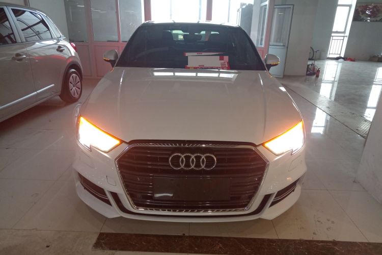 Used Audi A3 2019 Limousine 35 TFSI Fashion Edition China VI Emission Standard