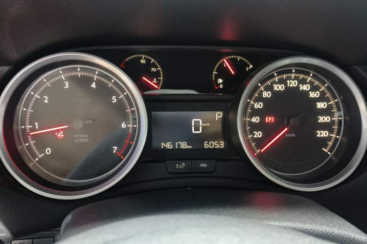 Used Peugeot 408 2014 1.8L Automatic Leading Edition
