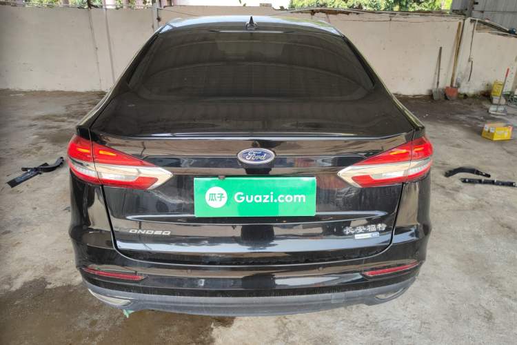 Used Ford Mondeo 2018 EcoBoost 200 Smart Control Fashion Model China VI Standard