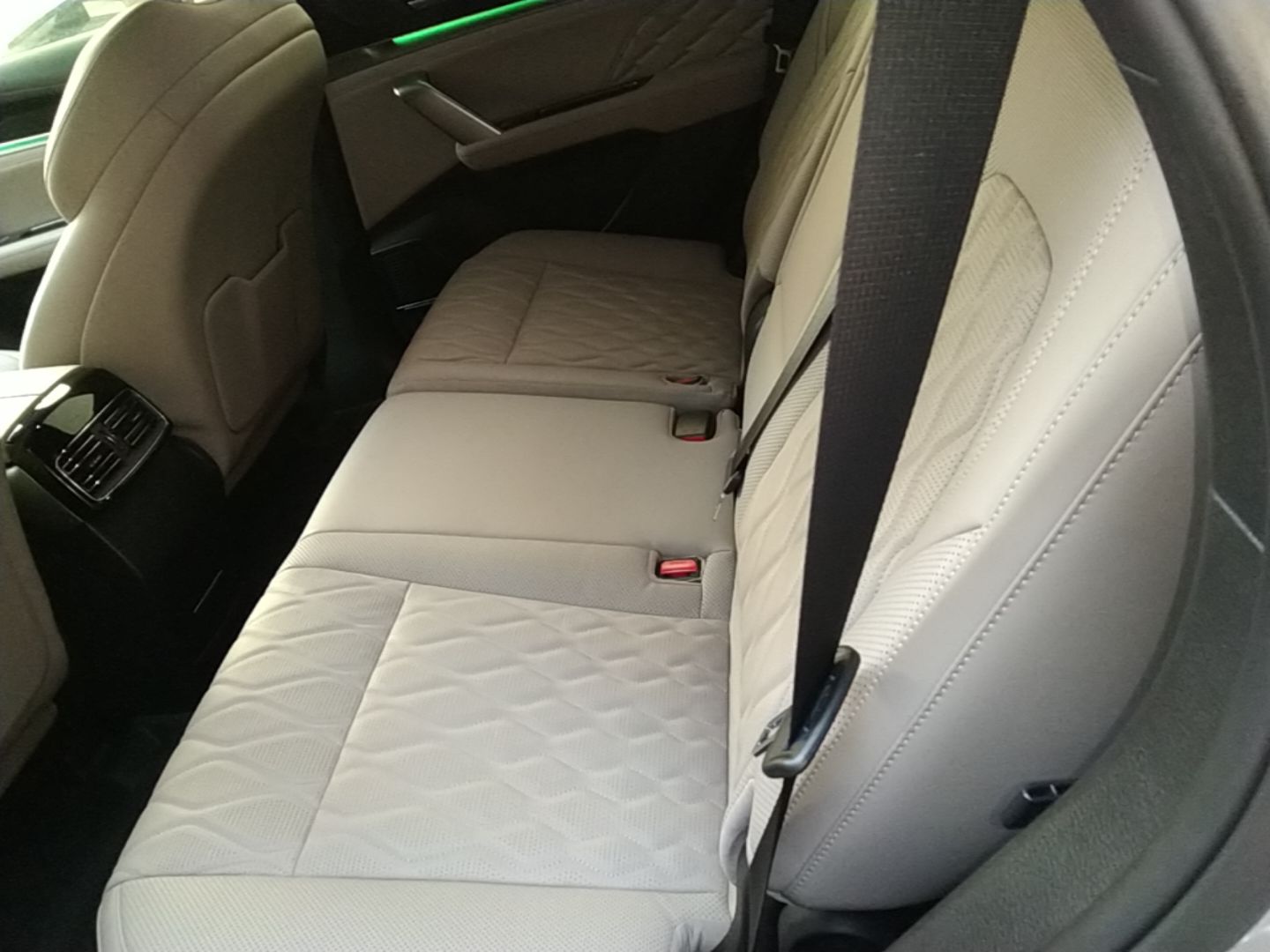 BYD Tang New Energy 2025 Intelligent Driving Version DM-i 115KM Flagship Edition — снимка 20