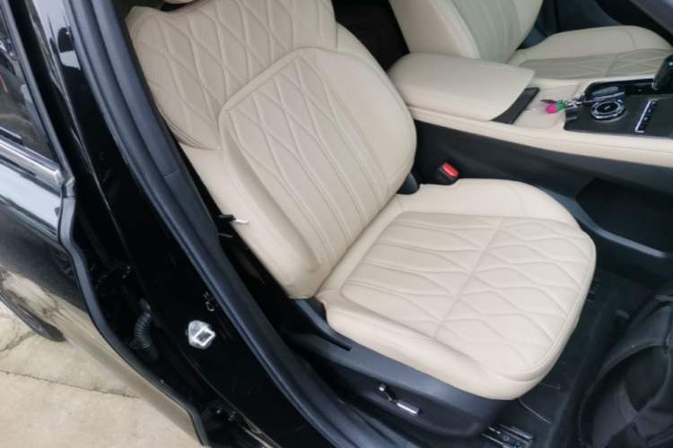 Used Geely Auto Monjaro L 2025 Dongfang Yao 2.0TD Automatic Lanxing Edition
