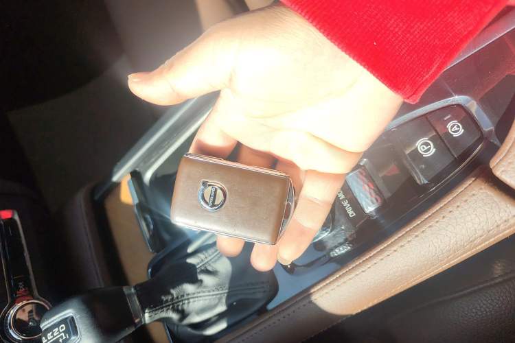 Used Volvo S90 2020 Facelift T5 Smart & Luxurious Edition