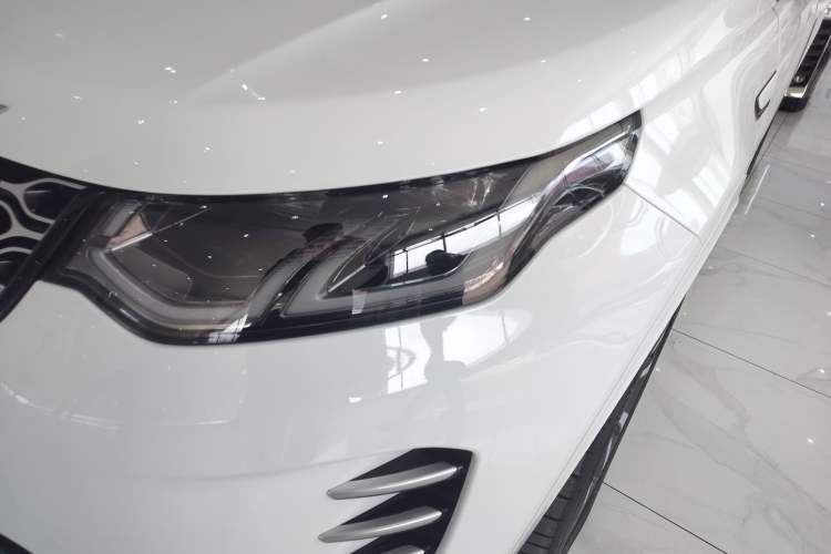 Used Land Rover Discovery Sport 2024 Performance Tech Edition Left Front Headlight