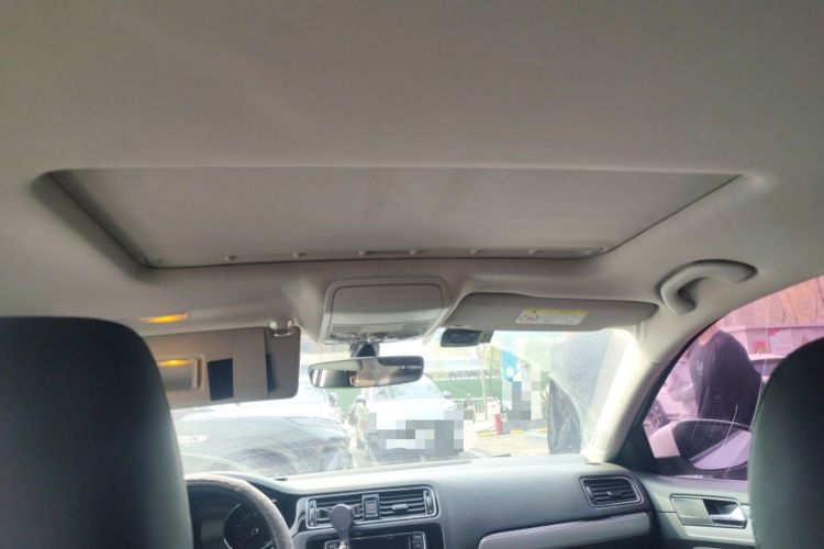 Used Volkswagen Sagitar 2017 1.6L Automatic Comfort Model
