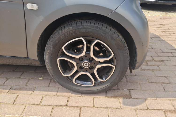 Used smart fortwo 2016 1.0L Grey Ranger Special Edition
