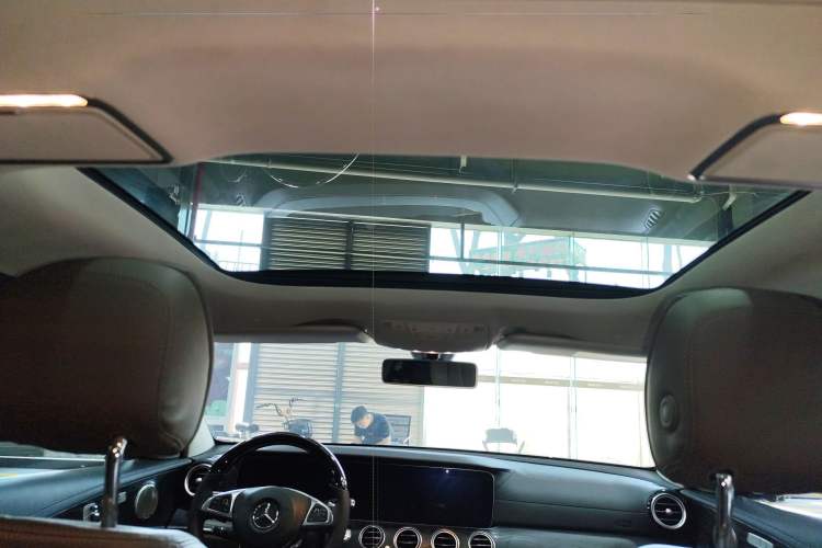 Used Mercedes-Benz E-Class 2017 E 300 L Sporty and Stylish Model