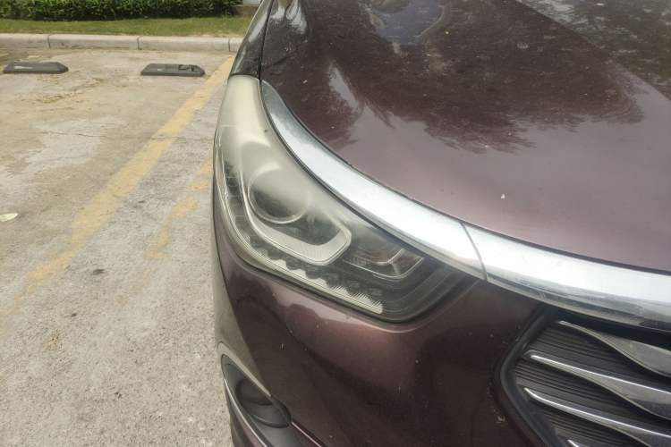 Used GAC Trumpchi GA6 2015 1.8T DCT Luxury Navigation Model Right Front Headlight