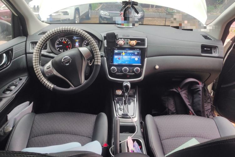 Used Nissan Tiida 2020 1.6L CVT Smart Drive Edition Center Console