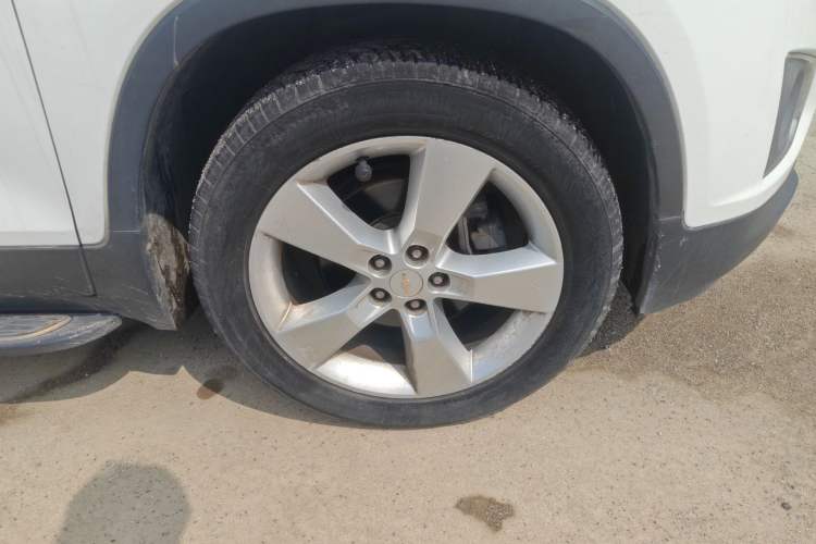 Used Chevrolet Trax 2016 1.4T Automatic Two-Wheel Drive Luxury Version Right Front Wheel Hub