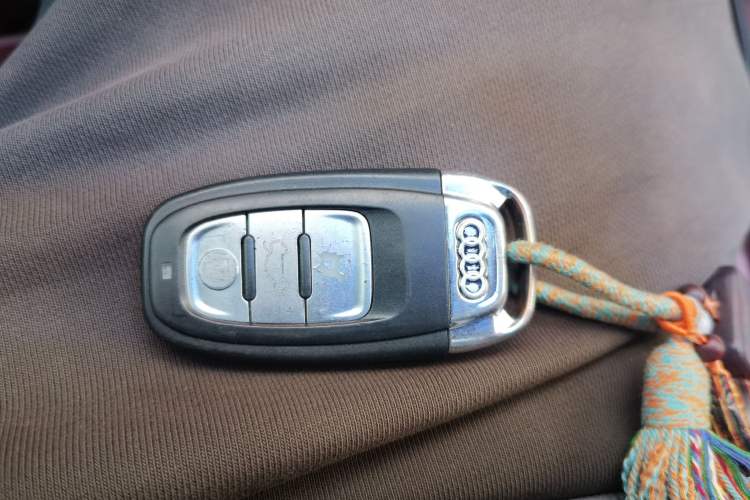 Used Audi A4L 2011 2.0 TFSI Comfort Model