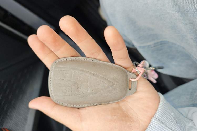 Used CHANGAN UNI-V iDD 2023 Zhidian iDD 1.5T 113km Smart & Fun Version (Rapid Edition)