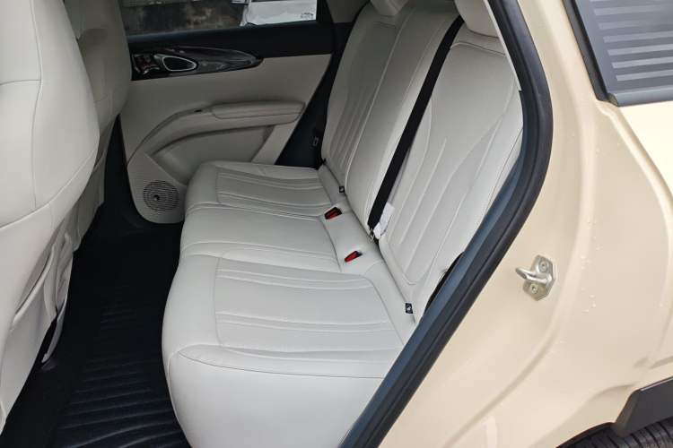 Used Geely Galaxy Geome 2025 310km Youth Edition Left Rear Seat