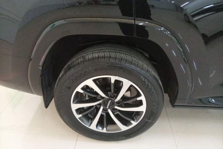 Used Haval H9 2024 2.0T Gasoline All-Wheel-Drive Extreme Edition Right Rear Wheel Hub