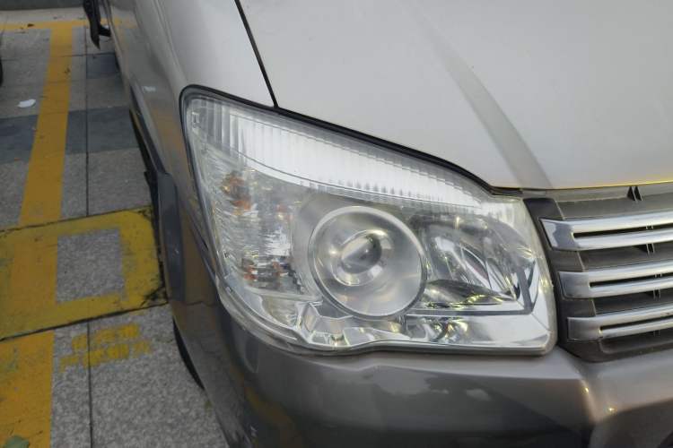 Used FORTHING Lingzhi 2016 M3 1.6L 7-Seater Luxury Model China V Standard
