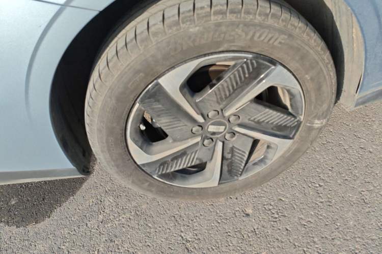 Used Geely Galaxy L6 2025 EM-i 140km Starship Edition
