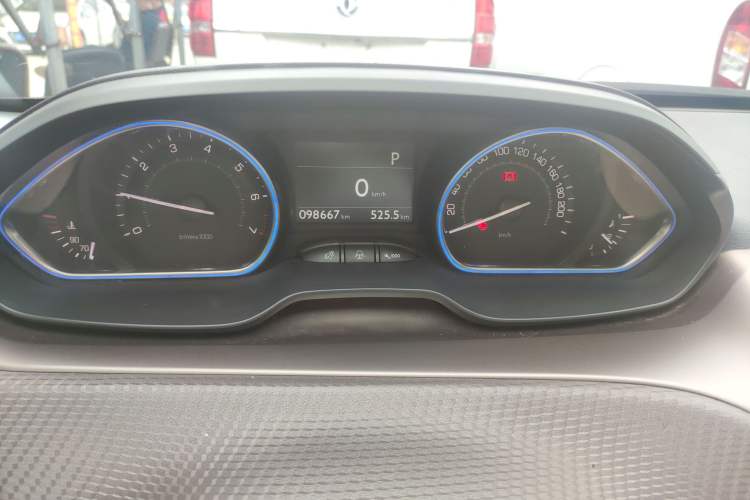 Used Peugeot 2008 2014 1.6L Automatic Navigation Edition Instrument Cluster