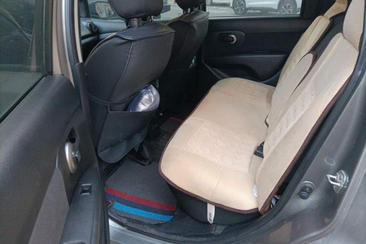 Used Nissan Livina 2013 1.6XE Manual Comfort Edition Left Rear Seat