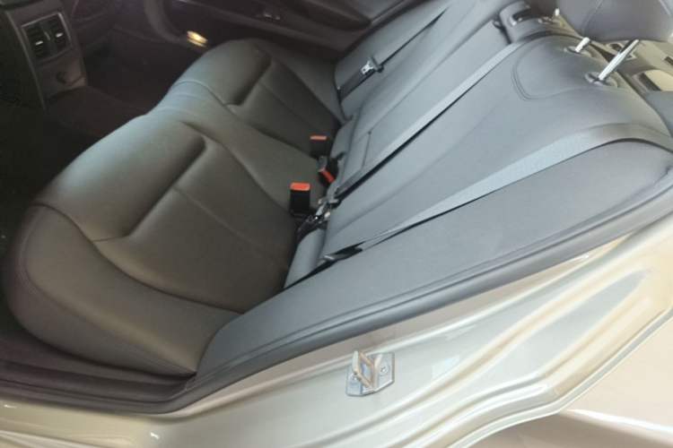 Used BMW 3 Series 2017 320Li Fashion Model

