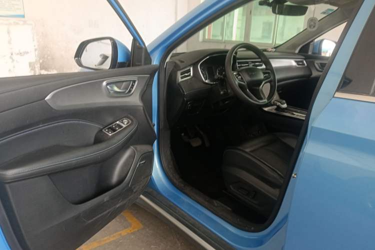 Used Roewe RX5 2020 PLUS 300TGI Automatic Ali National Style Luxury Edition