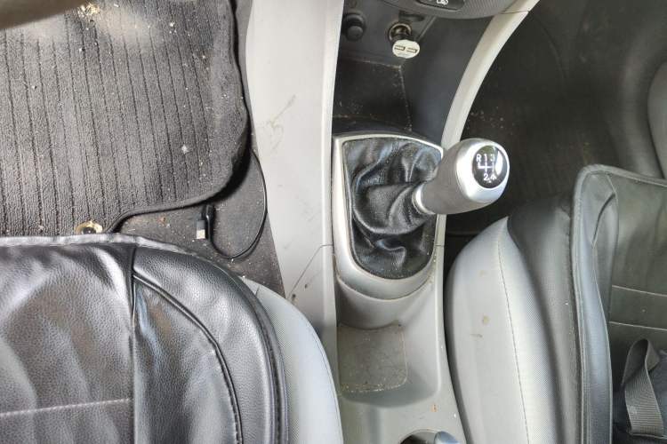 Used Hyundai Verna (older generation) 2014 1.4L Manual Smart GLS Trim