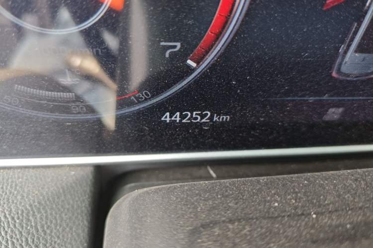 Used Hongqi HS5 2022 2.0T Smart Connect Flagship Edition
