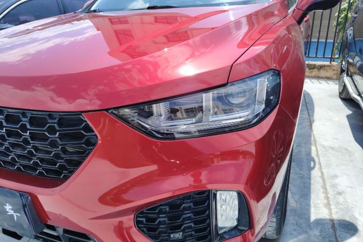 Used Wey VV5 2019 1.5T Two-Wheel Drive Color Pioneer