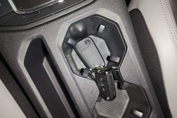 Used Volkswagen Bora 2023 300TSI DSG Prestige Edition
