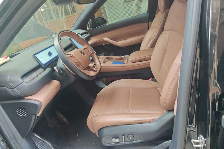 Used Nio ES6 2023 75 kWh
