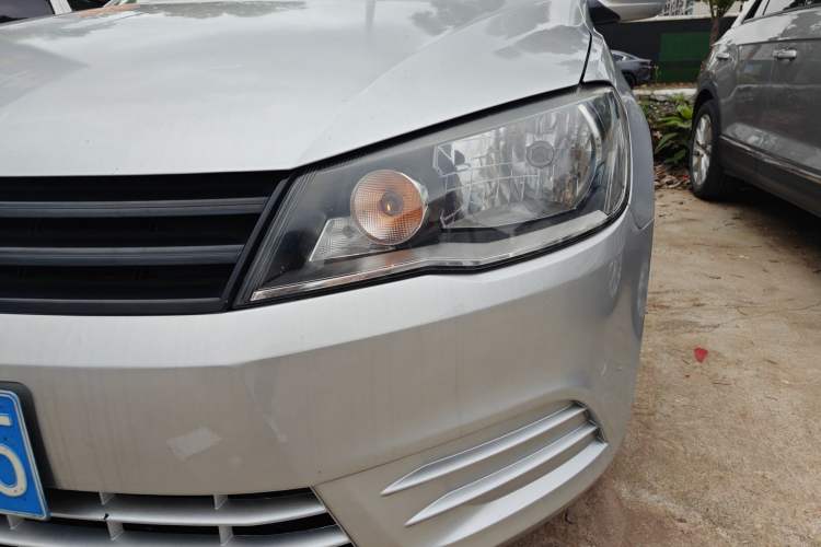 Used Volkswagen Jetta 2013 1.6L Automatic Fashion Model