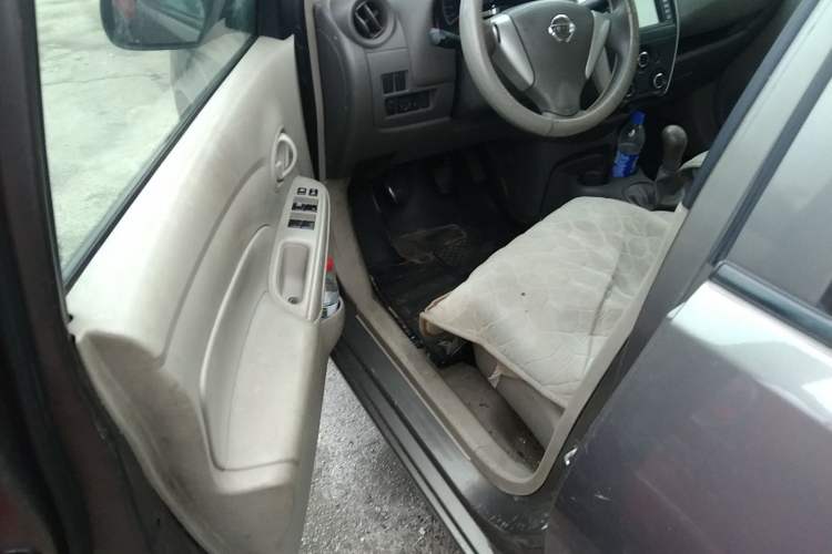 Used Nissan Sunny 2014 1.5XE Manual Elite Edition