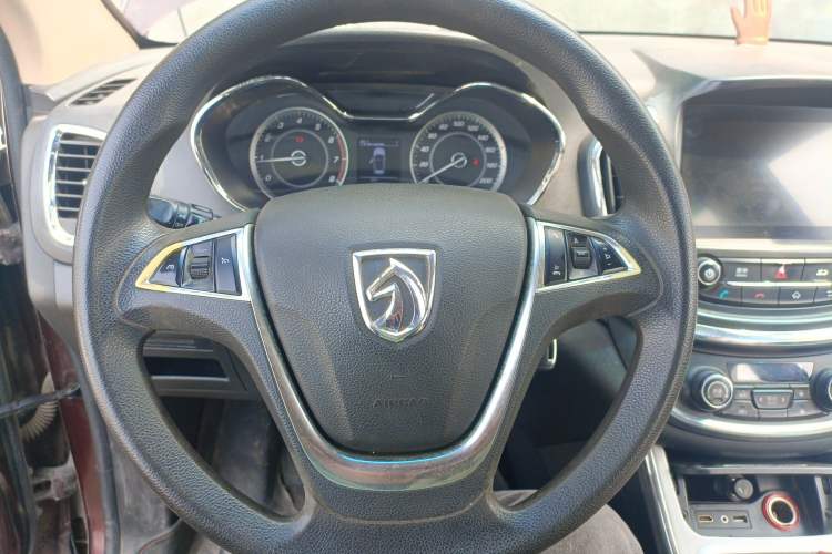 Used Baojun 560 2015 1.8L Manual Elite Edition Steering Wheel