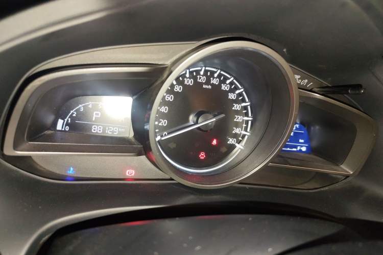 Used Mazda CX-4 2020 2.0L Automatic Two-Wheel Drive Blue Sky Luxury Edition Instrument Cluster